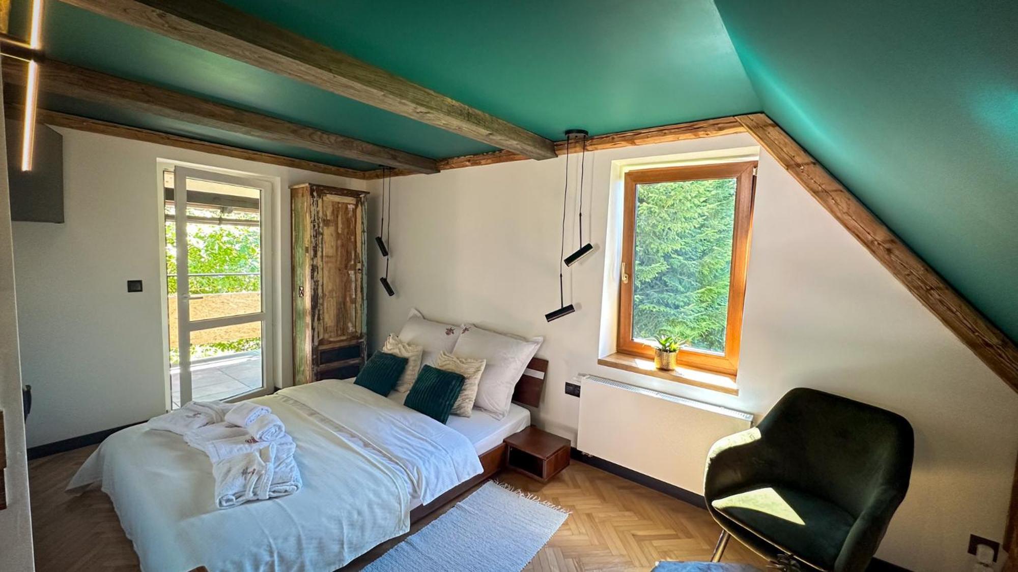 Uroczysko Villa Леско Екстериор снимка