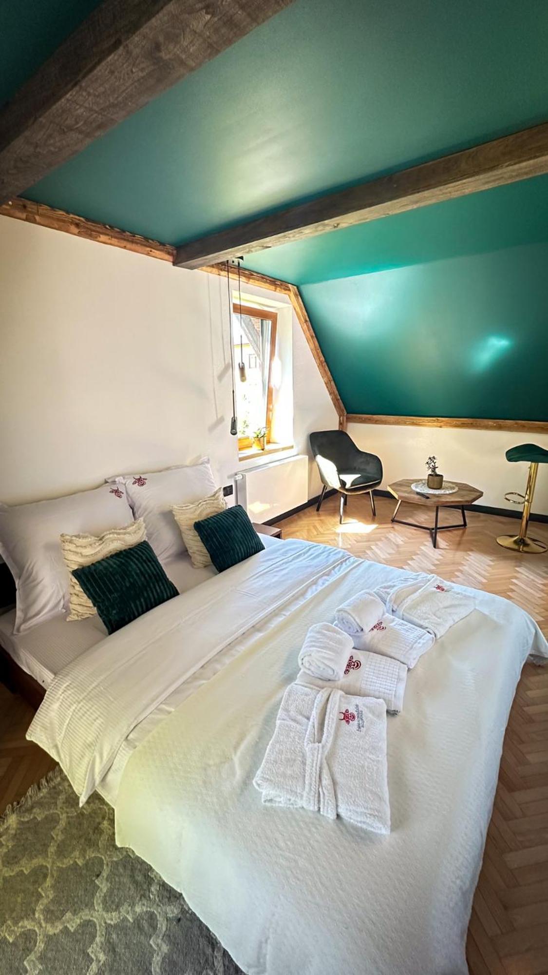 Uroczysko Villa Леско Екстериор снимка
