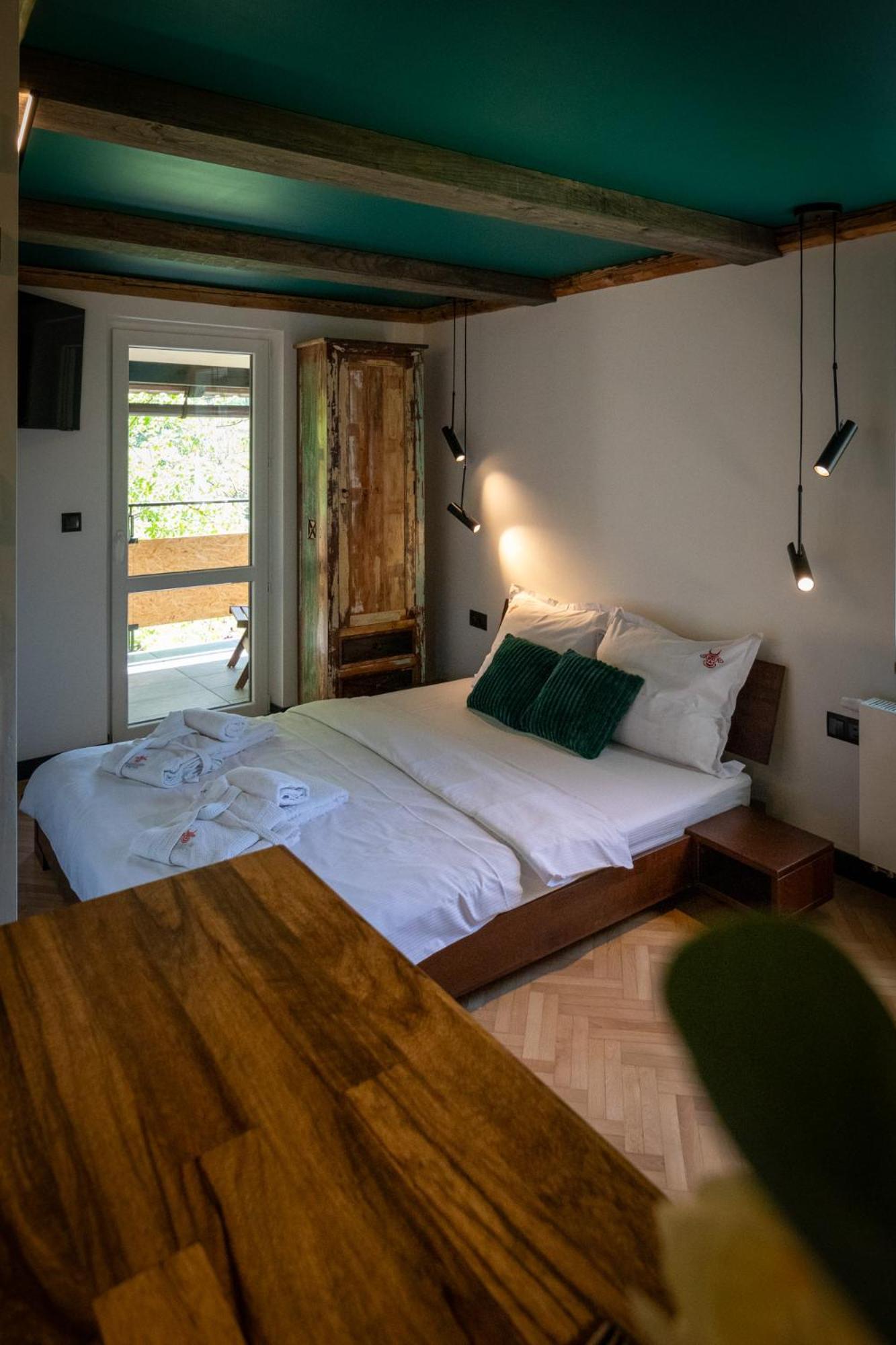Uroczysko Villa Леско Екстериор снимка
