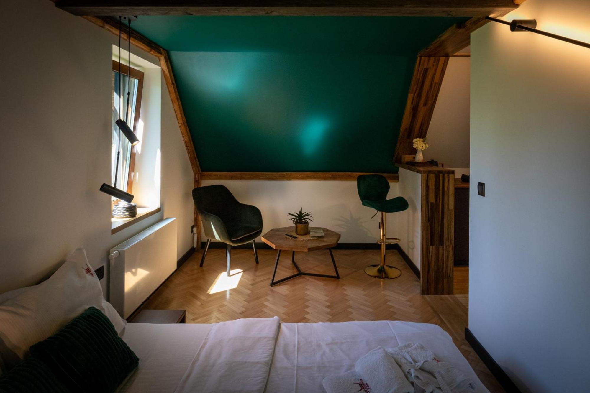 Uroczysko Villa Леско Екстериор снимка